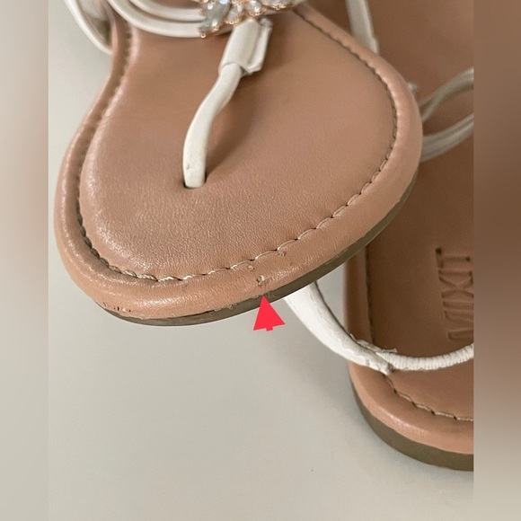 MIXIT Faux Diamond Rhinestone Flat Thong Sandal Women’s 6 - Picture 5 of 10